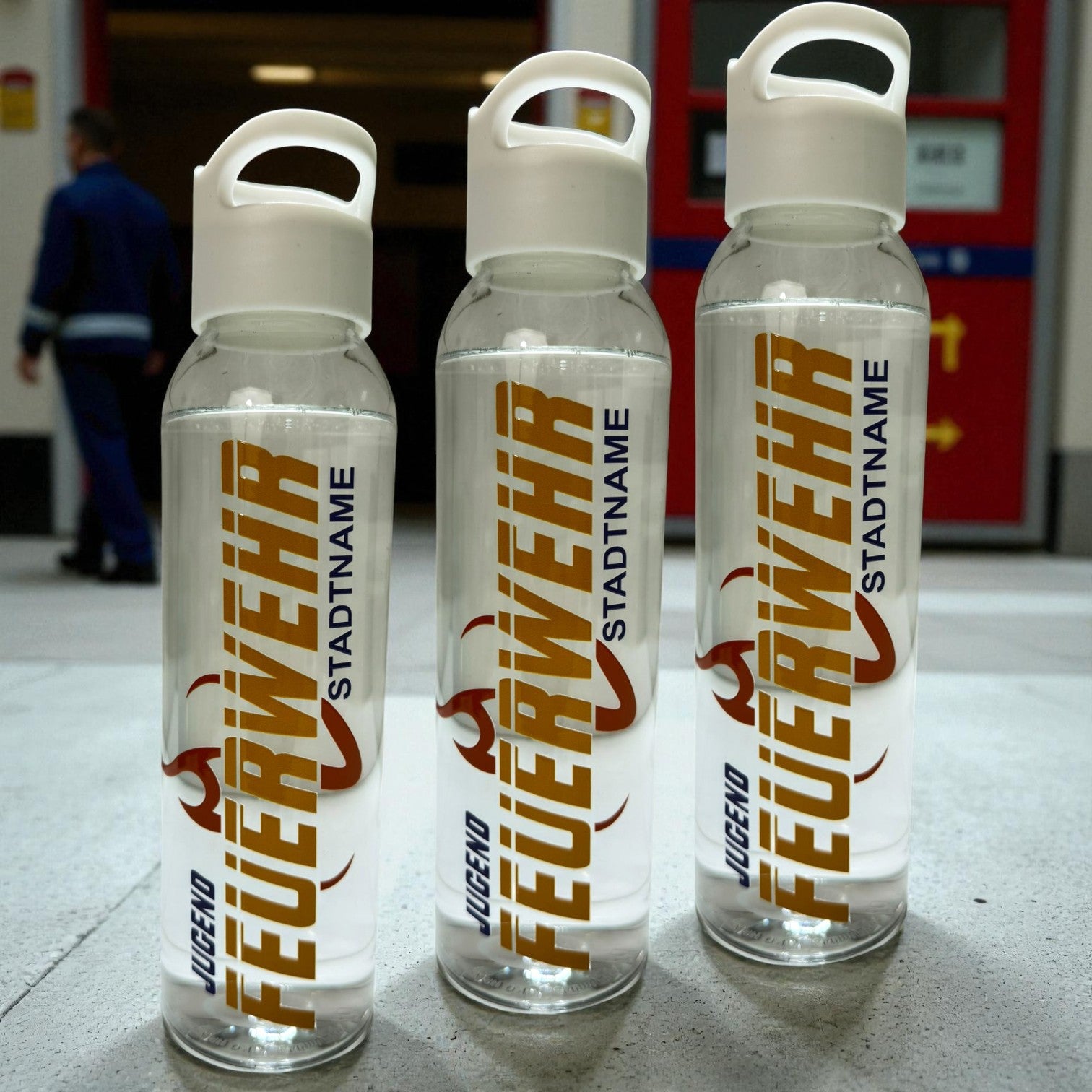Personalisierte 2510 Feuerwehr-Trinkflasche aus recyceltem RPET | Jugendfeuerwehr Flasche mit Name & Stadt | BPA-frei & umweltfreundlich